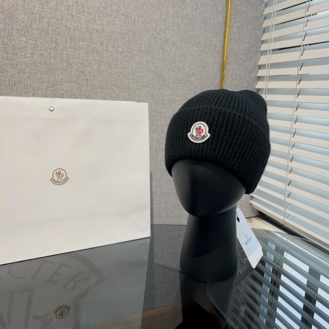 몽클레x 털모자