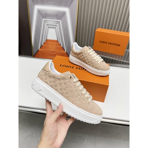 루이비X 타임아웃 스니커즈