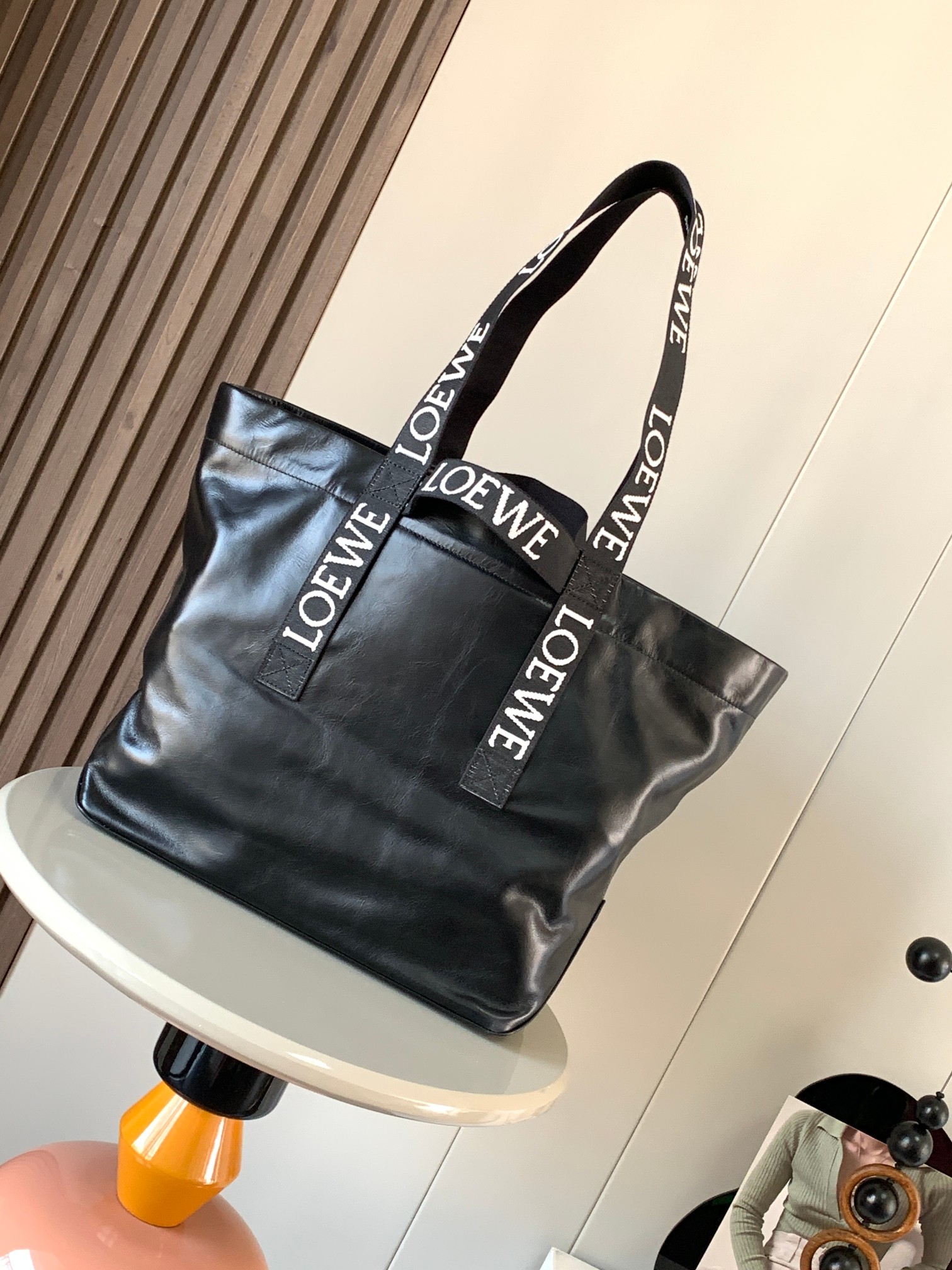 로에X 레더 쇼퍼백