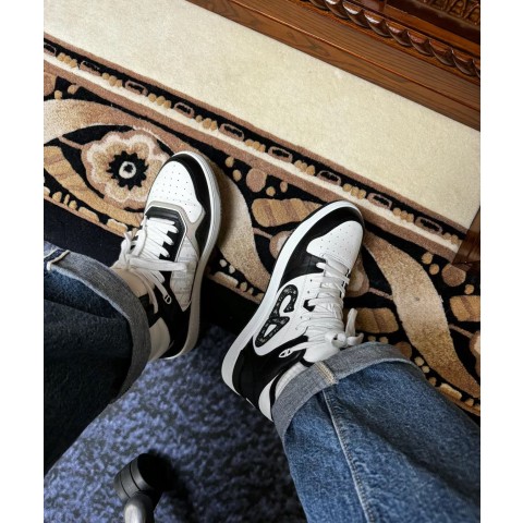 디X B57 스니커즈