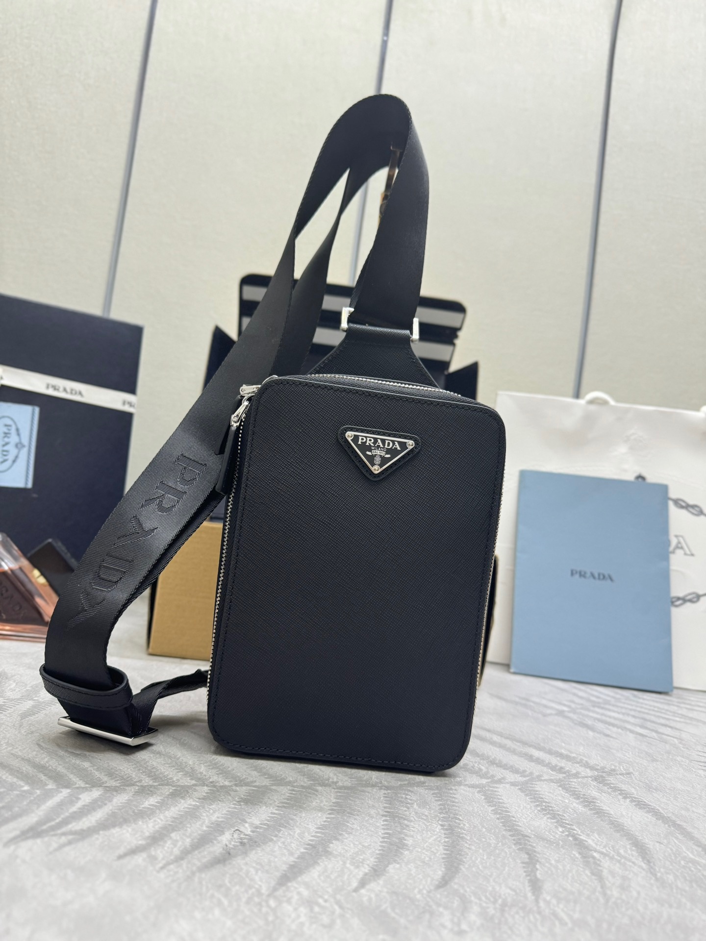 프라x 사피아노 크로스백